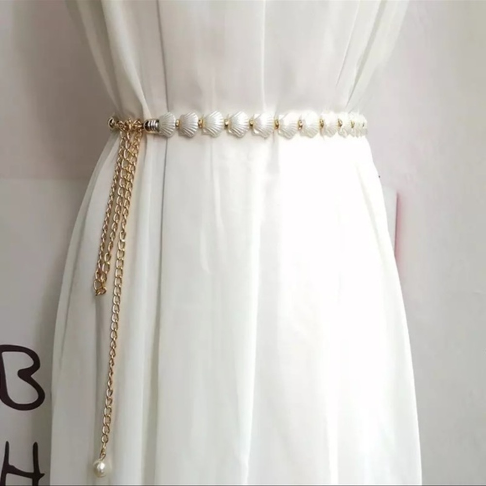 Elegant Pearl shells Chain Belt
